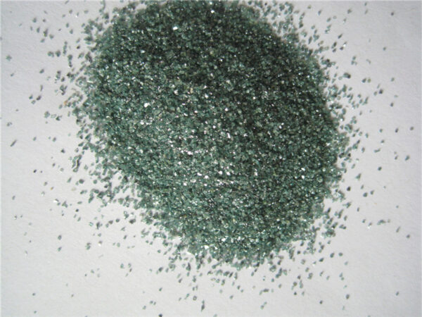 Green silicon carbide F040
